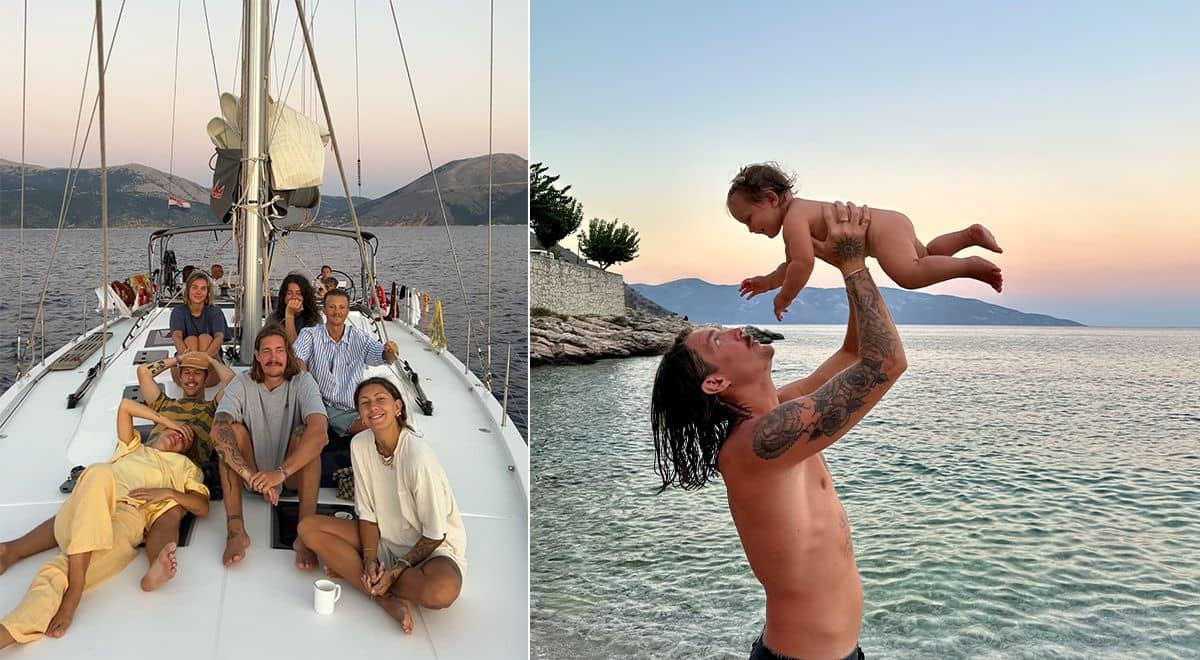 Familjesegling i Grekland med skeppare. En pappa som håller sitt barn i luften