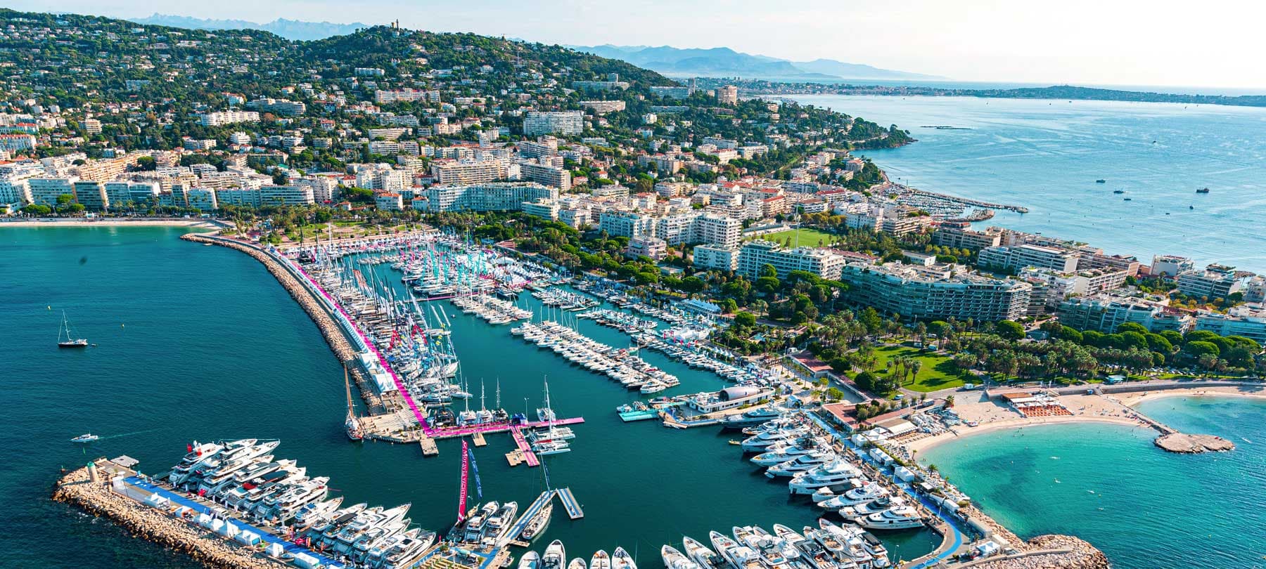 Överblick över Cannes Yachting Festival